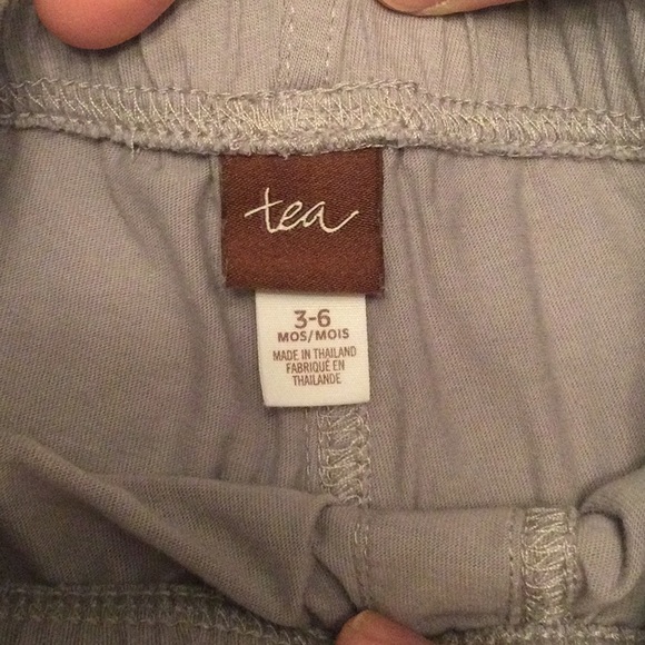 Tea Collection Boy’s 3/6 Month Shorts Set - Picture 2 of 4